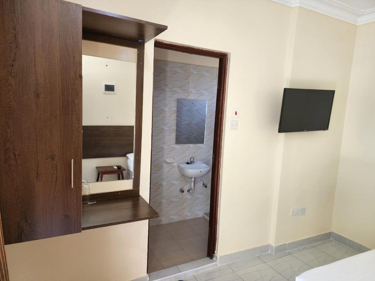Prestige Leisure Hotel Mtwapa Exterior foto